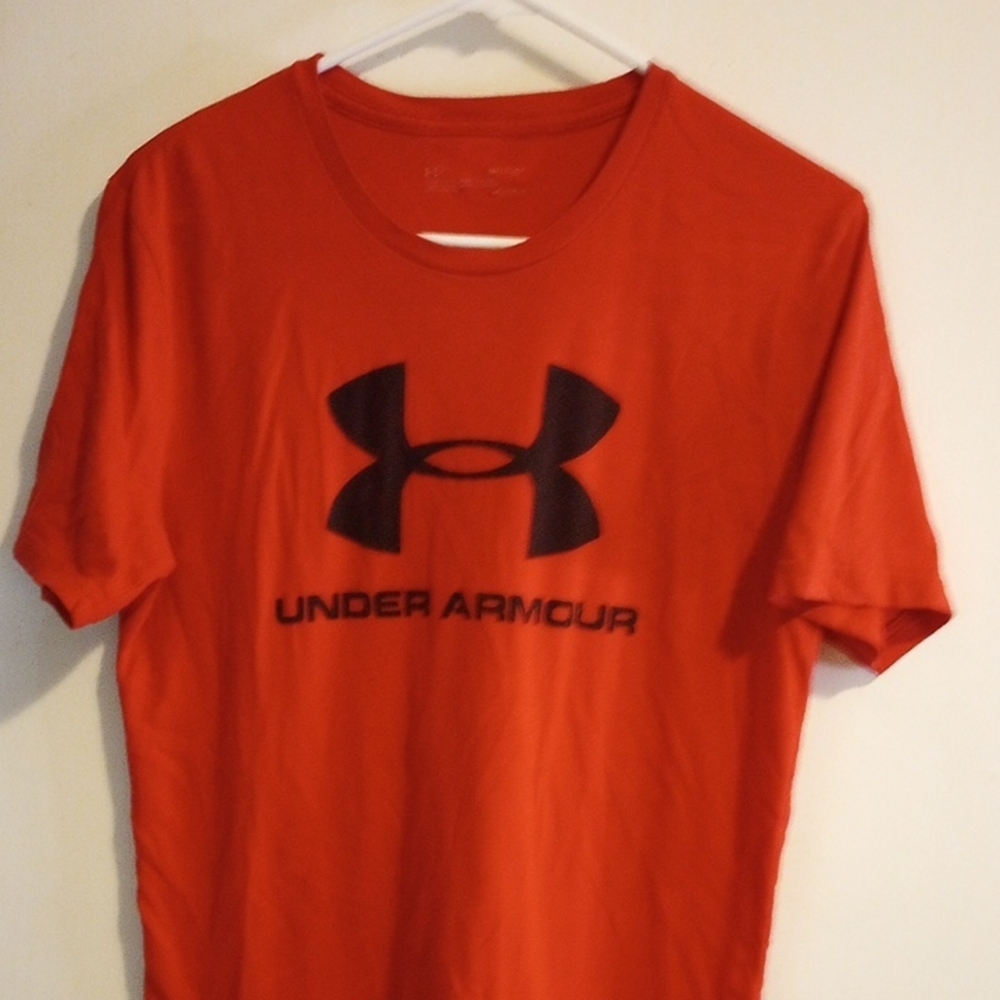 Under Armour Wo/Men's Bold Red Tee